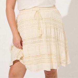 Torrid Cream Lace Skater Mini Skirt